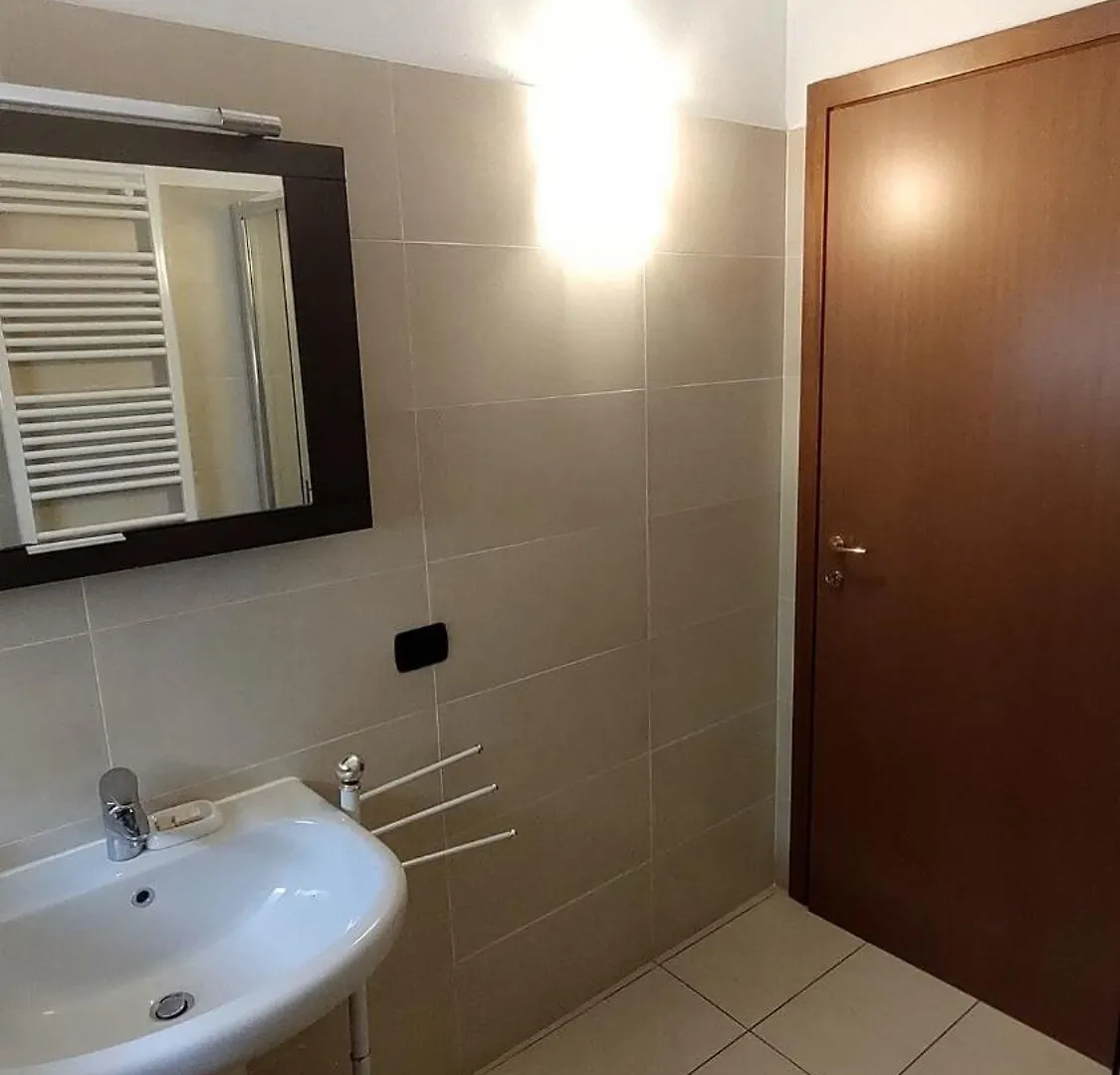 Villa Gli Ulivi Chalten Apartment Perledo 0*,  إيطاليا