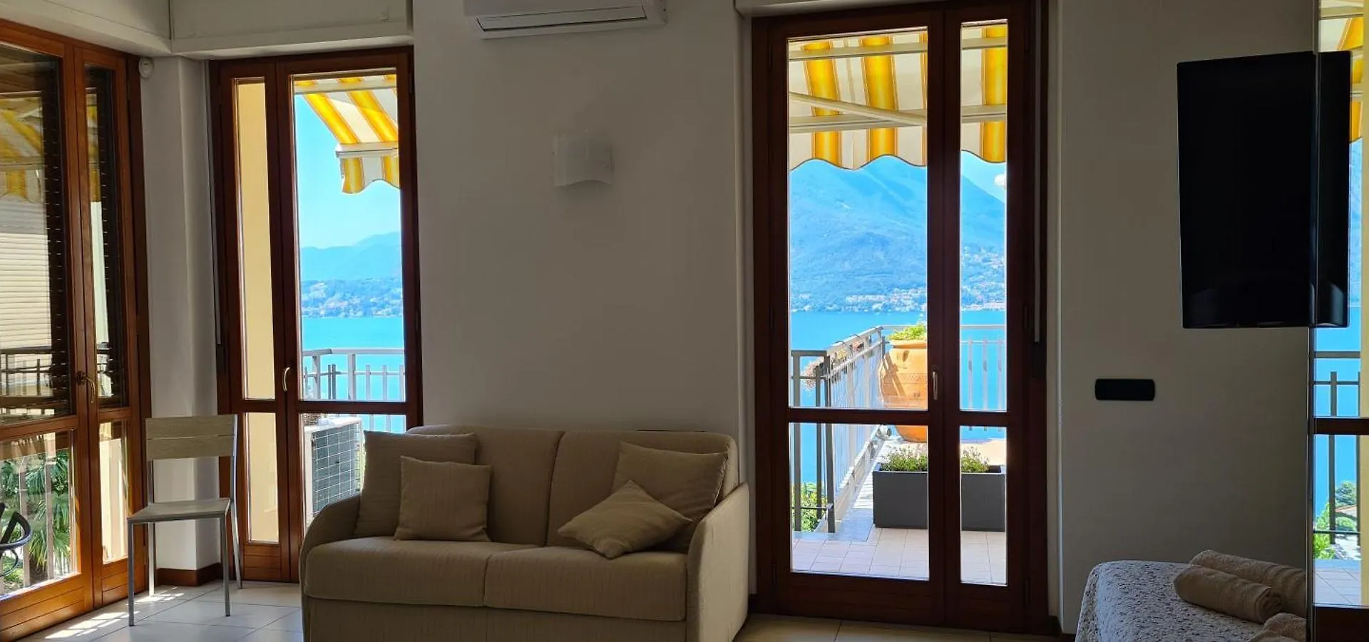 Villa Gli Ulivi Chalten Apartment ペルレード イタリア