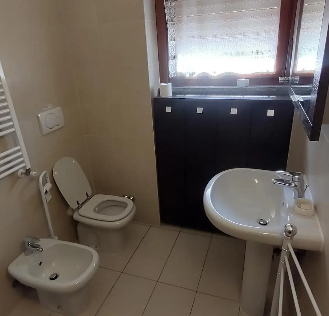 Villa Gli Ulivi Chalten Apartment Perledo